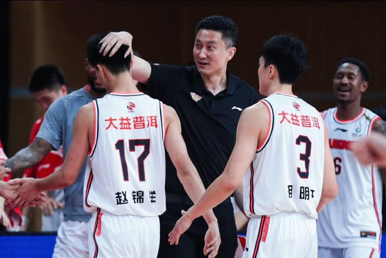 比基尼泳装照片
